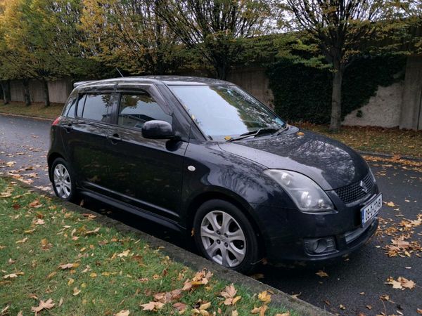 Suzuki Swift Hatchback, Petrol, 2009, Black