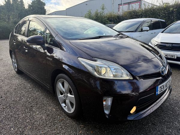 Toyota Prius Hatchback, Petrol Hybrid, 2015, Brown