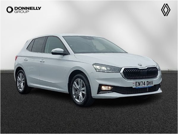 Skoda Fabia Hatchback, Petrol, 2025, White