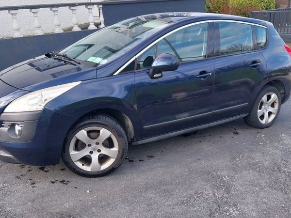 Peugeot 3008 MPV, Diesel, 2011, Blue