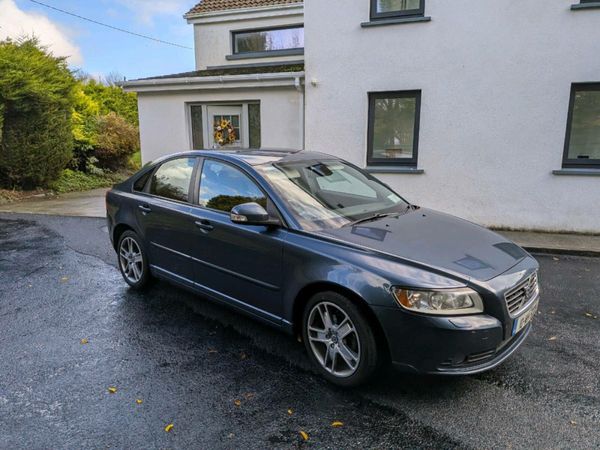 Volvo S40 Saloon, Petrol, 2010, Blue