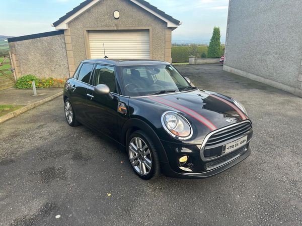 Mini Cooper Hatchback, Petrol, 2017, Black