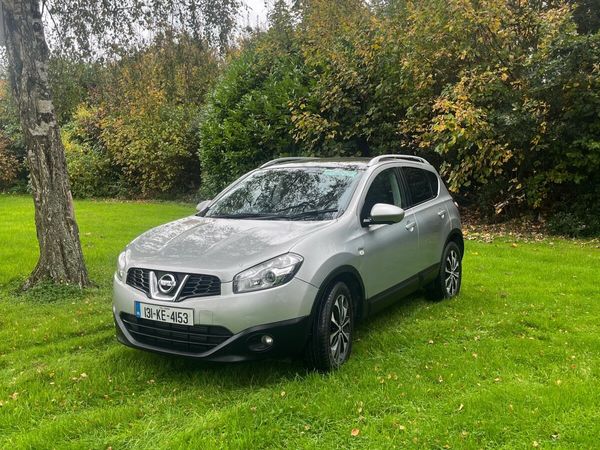 Nissan Qashqai Hatchback, Diesel, 2013, Silver