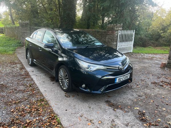 Toyota Avensis Saloon, Diesel, 2015, Grey