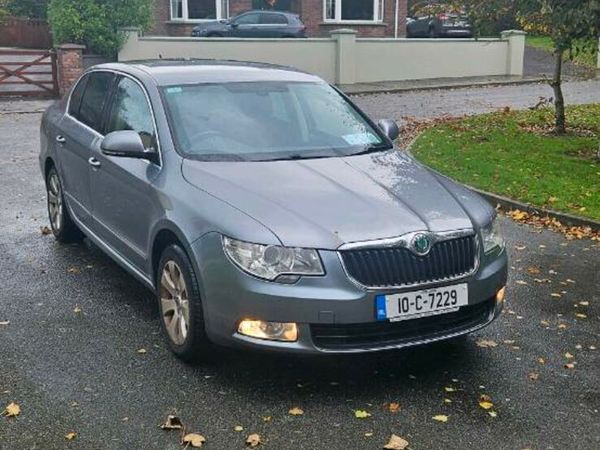 Skoda Superb Saloon, Diesel, 2010, Grey