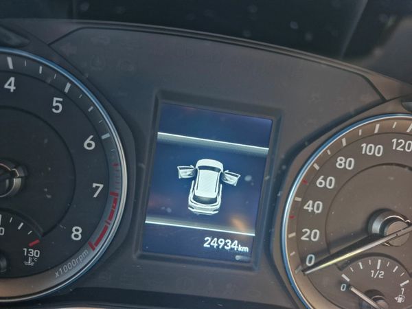 Hyundai KONA MPV, Petrol, 2020, Red