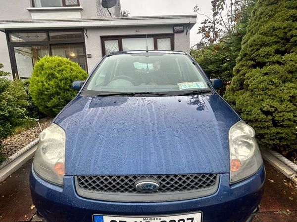 Ford Fiesta Hatchback, Petrol, 2007, Blue