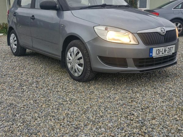 Skoda Fabia Hatchback, Diesel, 2013, Grey