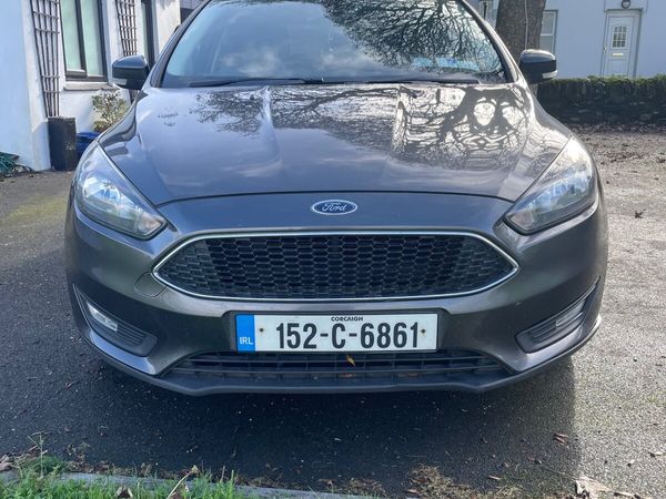 Ford Focus Hatchback, Diesel, 2015, Grey