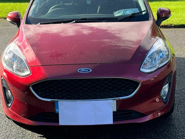 Ford Fiesta Hatchback, Petrol, 2018, Red