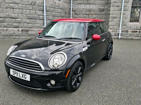 Mini Cooper Hatchback, Diesel, 2011, Black