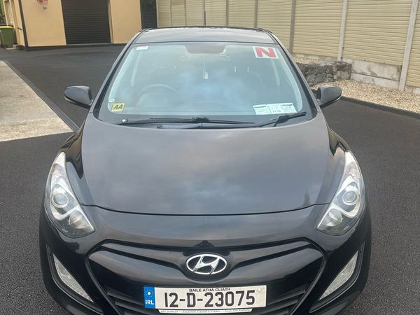 Hyundai i30 MPV, Diesel, 2012, Black