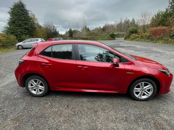 Toyota Corolla Hatchback, Petrol Hybrid, 2020, Red
