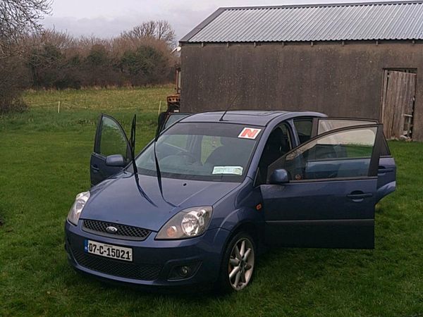 Ford Fiesta Hatchback, Petrol, 2007, Blue