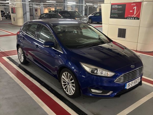 Ford Focus Hatchback, Petrol, 2015, Blue