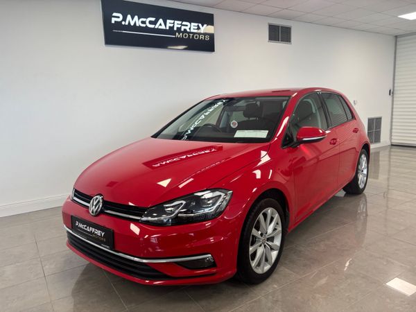 Volkswagen Golf Hatchback, Petrol, 2018, Red