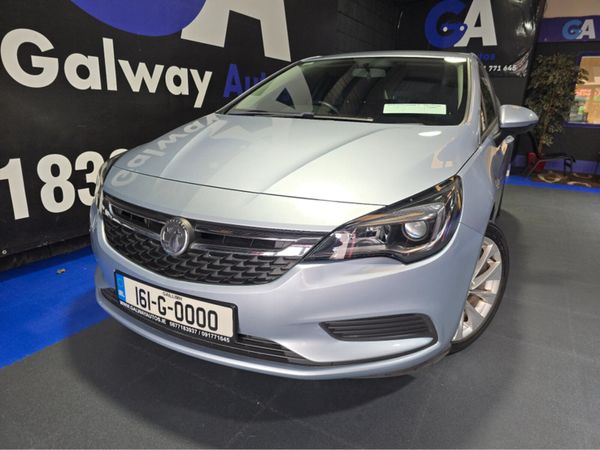 Opel Astra Hatchback, Petrol, 2016, Silver