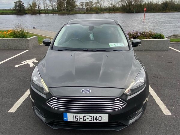 Ford Focus Saloon, Diesel, 2015, Grey