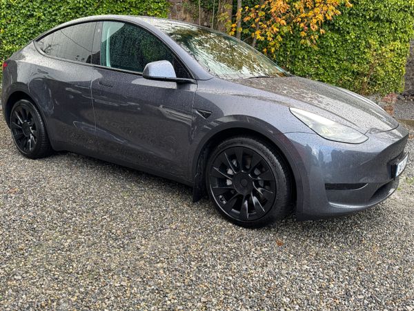Tesla Model Y MPV, Electric, 2024, Grey