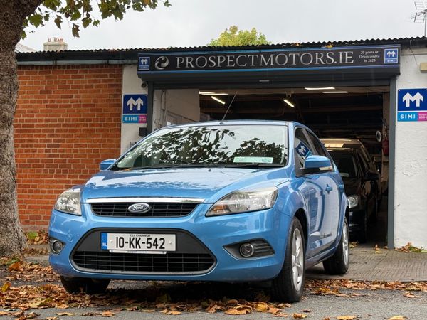 Ford Focus Hatchback, Petrol, 2010, Blue