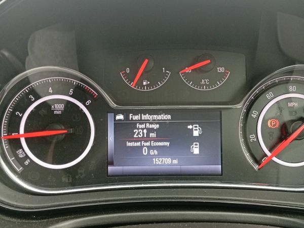 Vauxhall Insignia Hatchback, Diesel, 2014, Silver