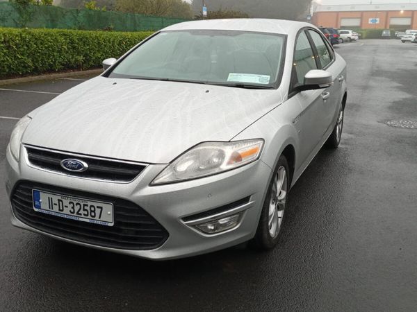 Ford Mondeo Saloon, Diesel, 2011, Silver