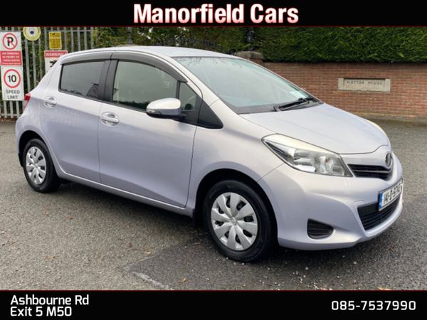 Toyota Vitz Hatchback, Petrol, 2014, Purple