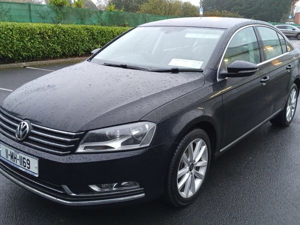 Volkswagen Passat Saloon, Diesel, 2011, Black