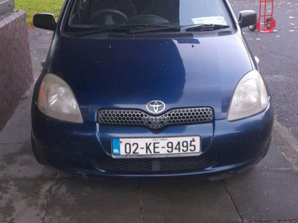 Toyota Yaris Hatchback, Petrol, 2002, Blue