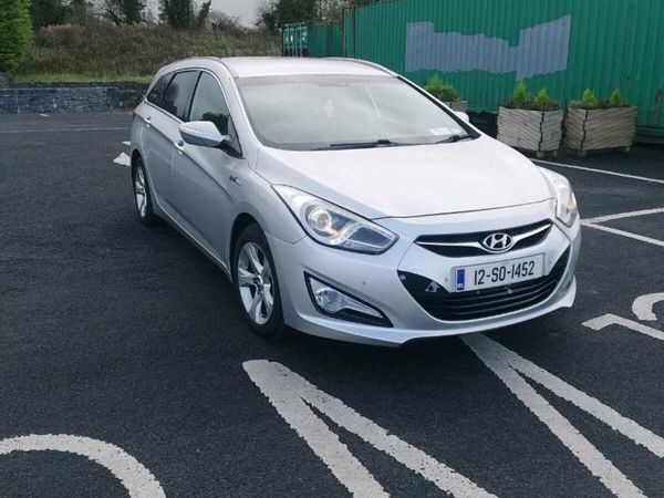 Hyundai i40 Estate, Diesel, 2012, Silver