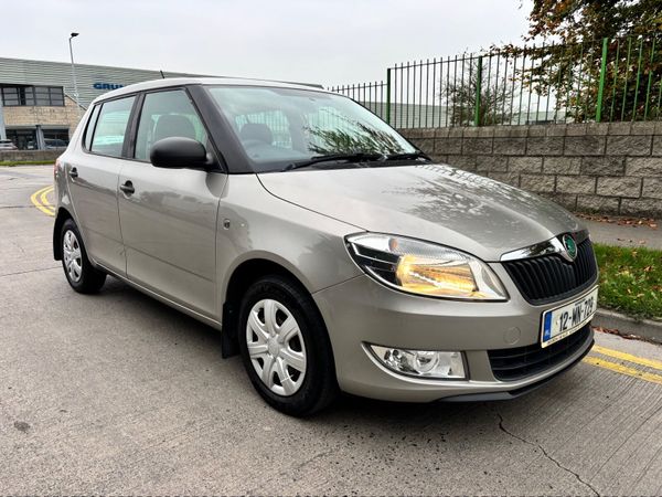 Skoda Fabia Hatchback, Petrol, 2012, Beige
