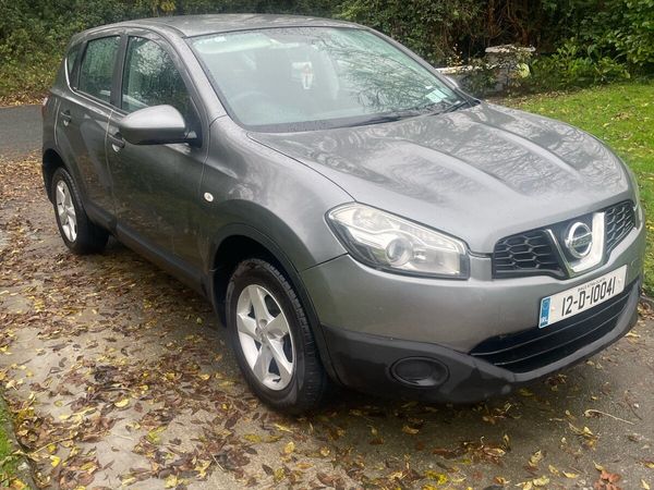 Nissan Qashqai Estate/Jeep, Diesel, 2012, Grey