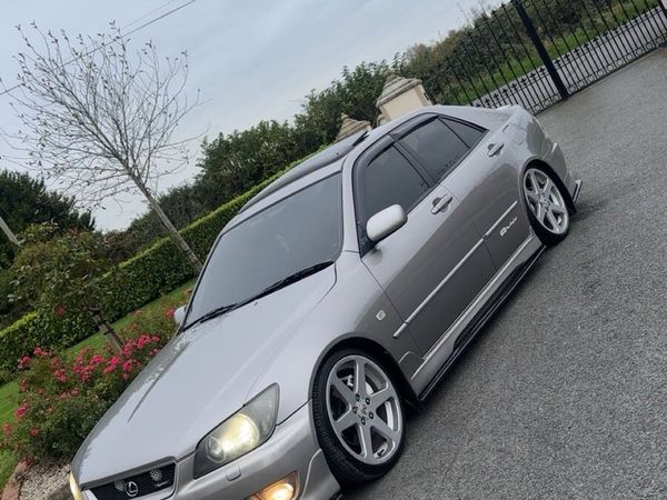 Lexus IS Saloon, Petrol, 2004, Silver