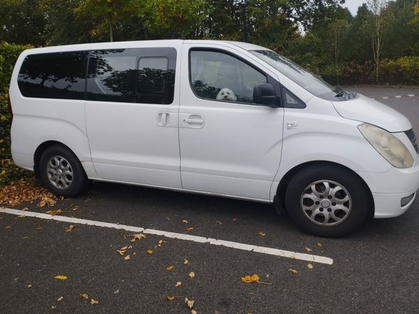 Hyundai Montana MPV, Diesel, 2011, White