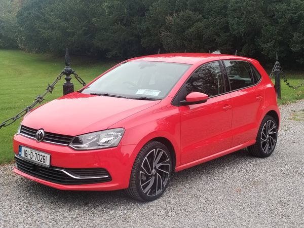 Volkswagen Polo Hatchback, Petrol, 2016, Red