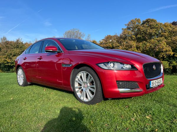 Jaguar XF Saloon, Diesel, 2016, Red