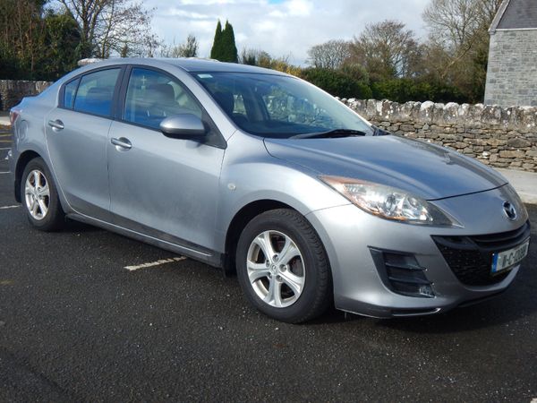 Mazda Mazda3 Saloon, Diesel, 2011, Grey
