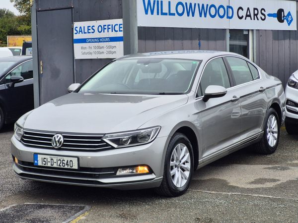 Volkswagen Passat Saloon, Diesel, 2015, Silver
