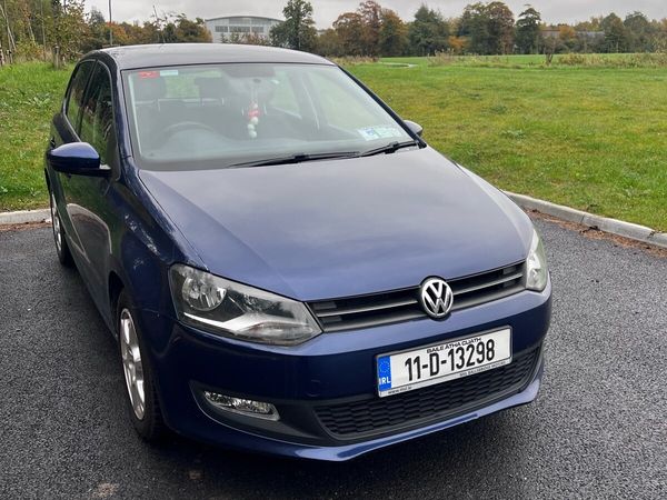 Volkswagen Polo Hatchback, Petrol, 2011, Blue