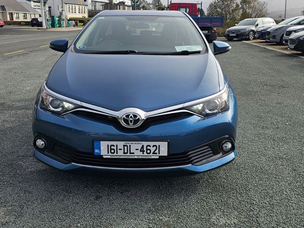 Toyota Auris Hatchback, Diesel, 2016, Blue
