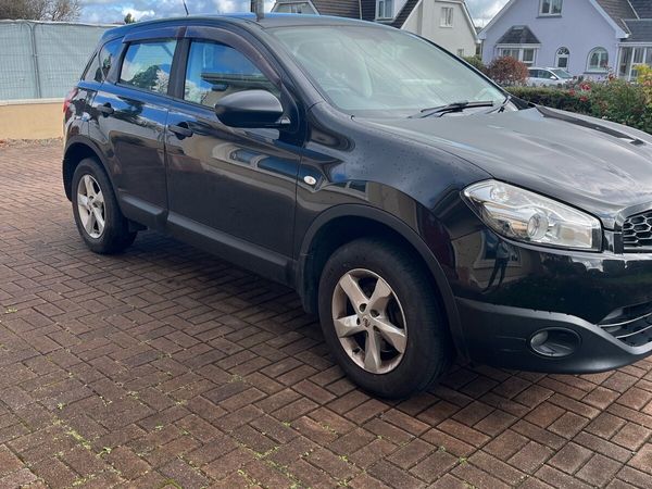 Nissan Qashqai Hatchback, Petrol, 2011, Black