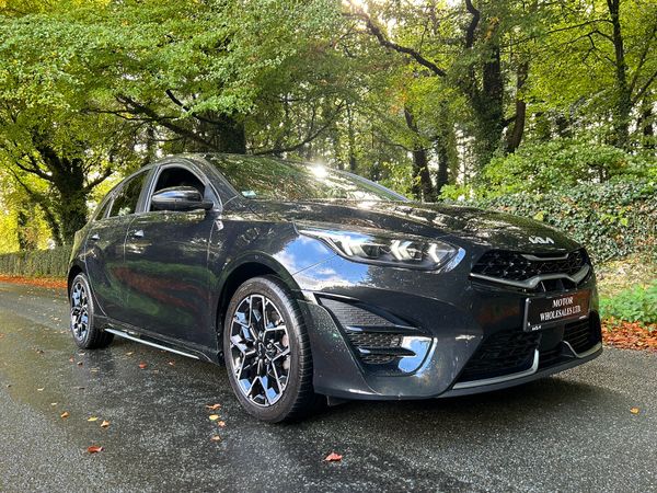 Kia Ceed Hatchback, Petrol, 2023, Black