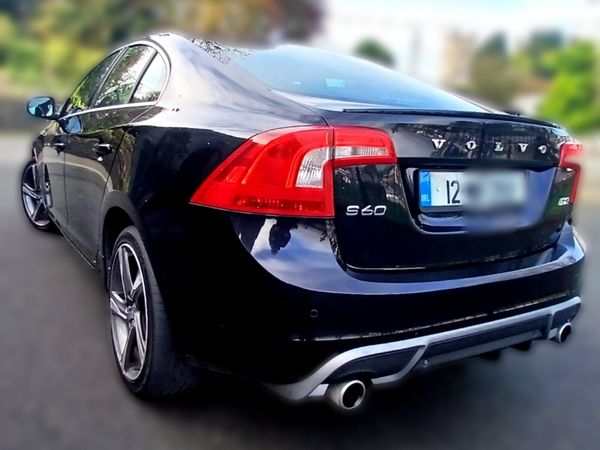 Volvo S60 Saloon, Diesel, 2012, Black