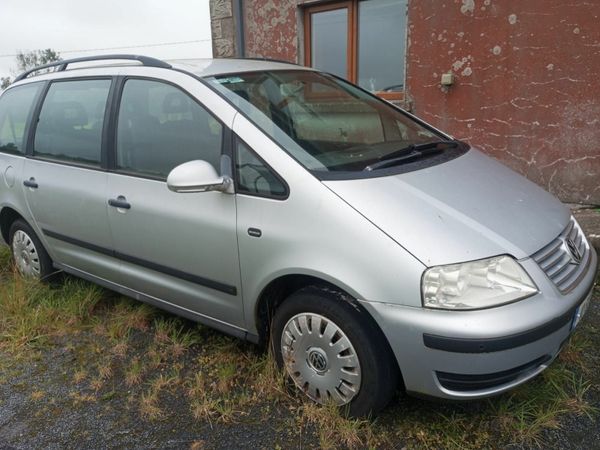 Nissan Qashqai Hatchback, Diesel, 2009, Silver