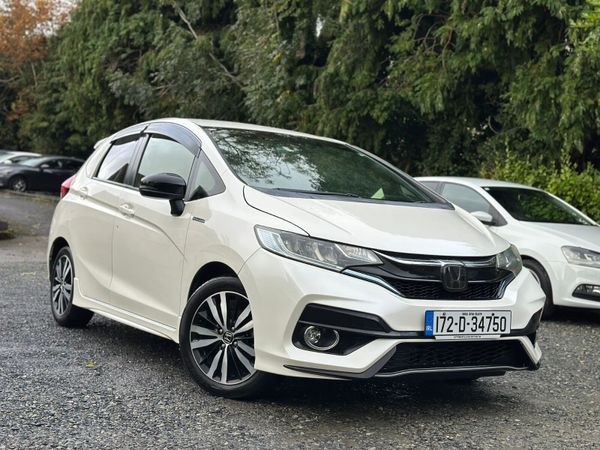 Honda Fit Hatchback, Petrol Hybrid, 2017, White