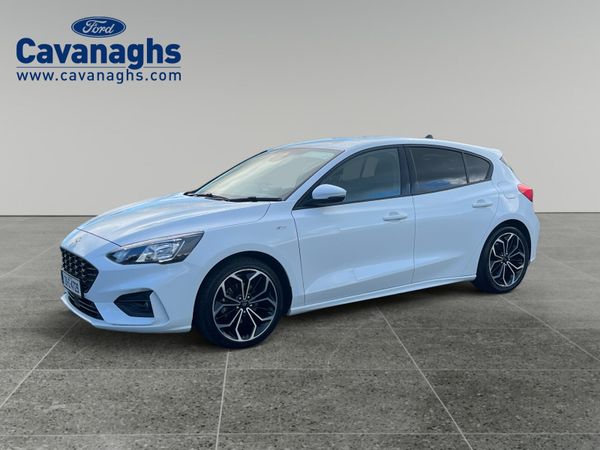 Ford Focus Hatchback, Diesel, 2021, White