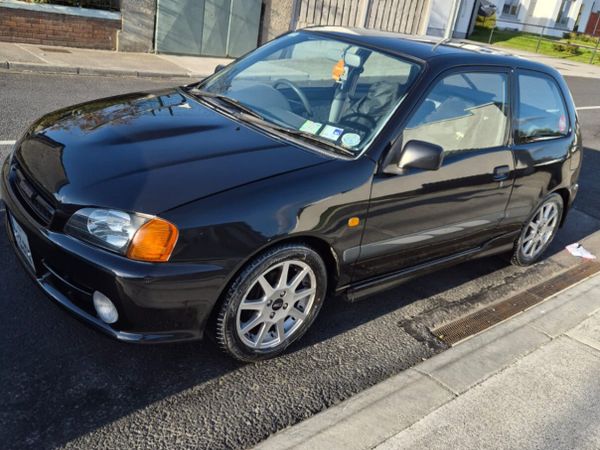Toyota Starlet Hatchback, Petrol, 1997, Black