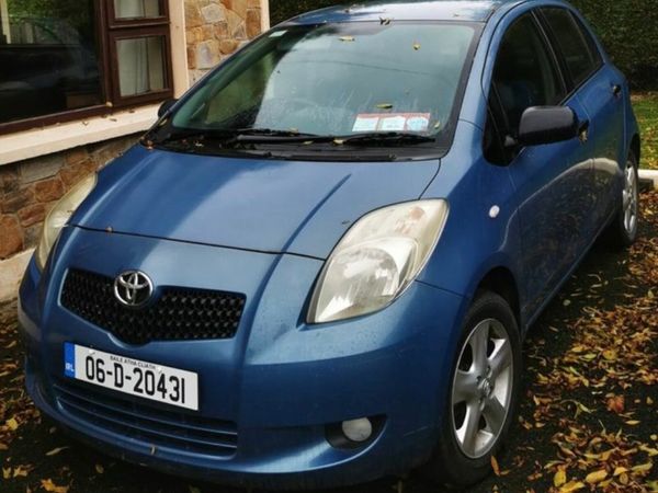 Toyota Yaris Hatchback, Petrol, 2006, Blue