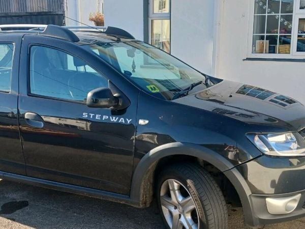 Dacia Sandero Stepway Hatchback, Diesel, 2015, Black