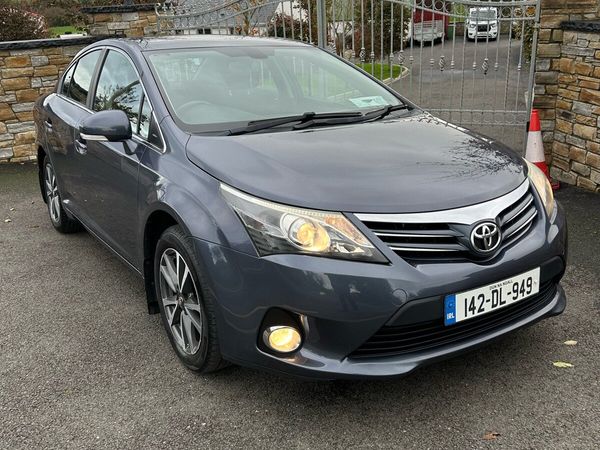 Toyota Auris Hatchback, Diesel, 2014, White